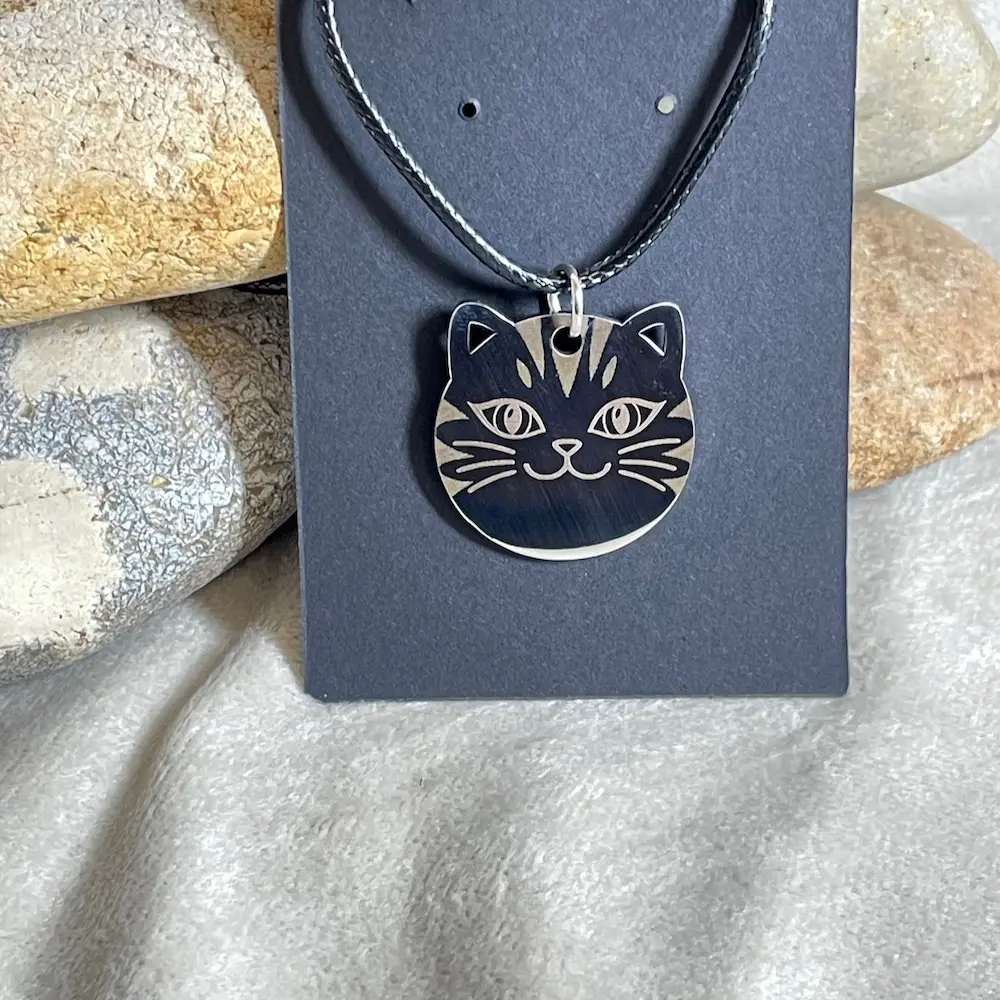 metal cat tag necklace tabby.webp